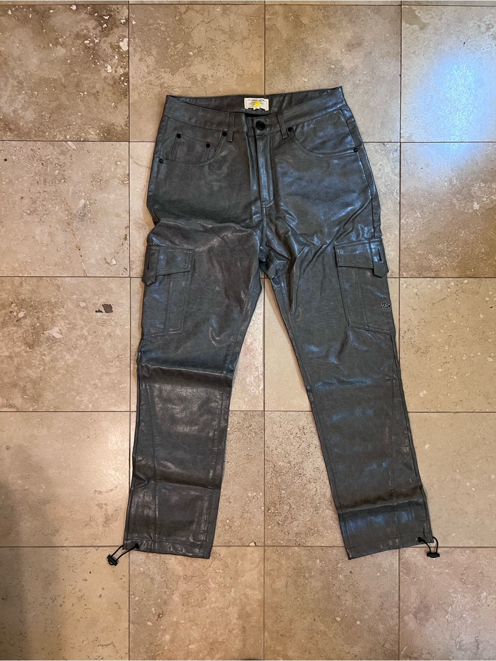 Men's Black Cargo Pants - Sleek Utility Style